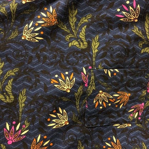 Lularoe Carly - Picture 5 of 5